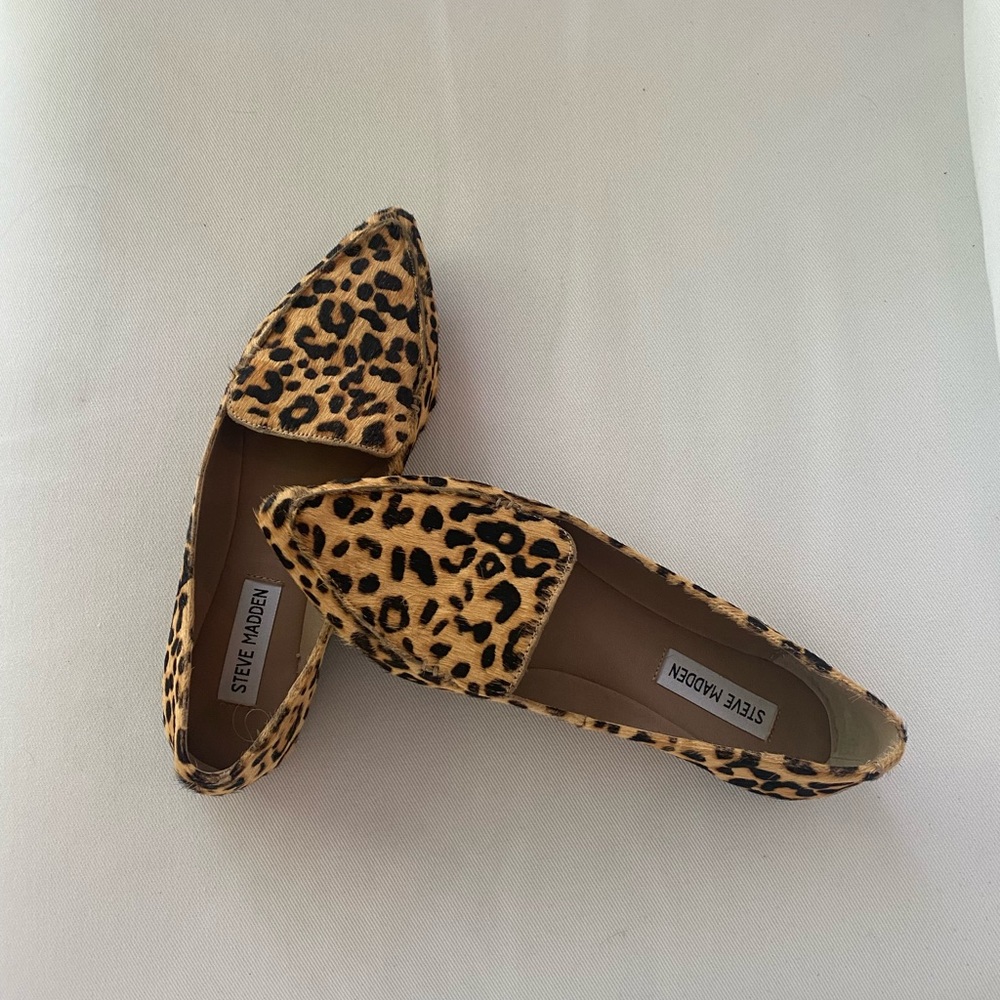 Steve Madden Womens Loafer - Leopard - EUC